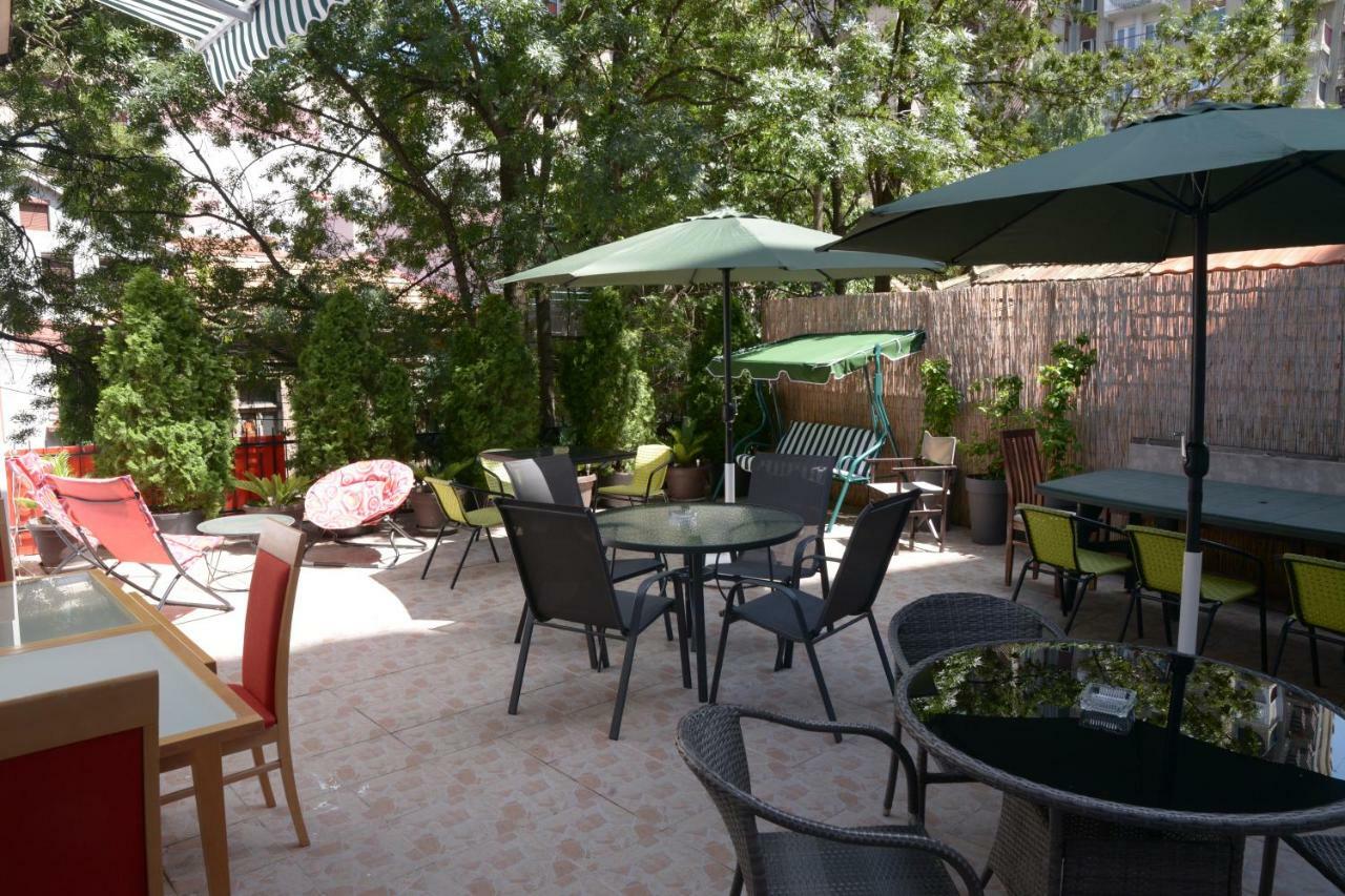 Guest House Golden Coin Nis Exterior photo