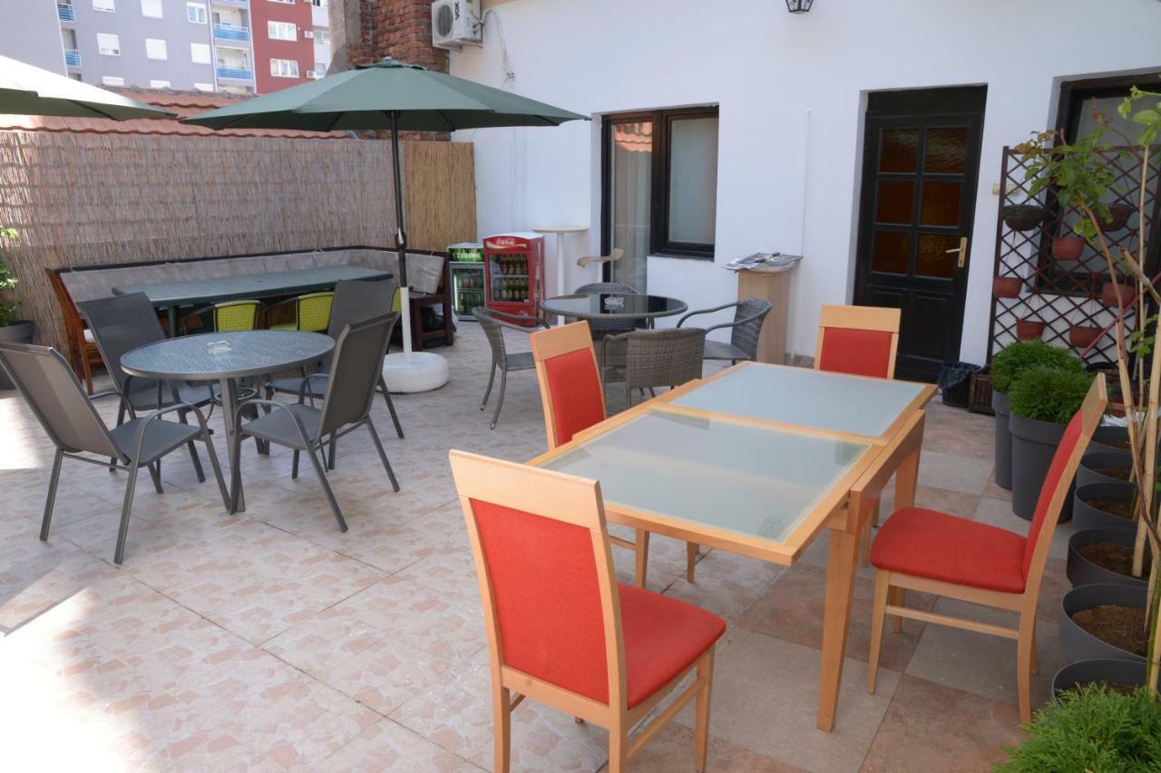 Guest House Golden Coin Nis Exterior photo